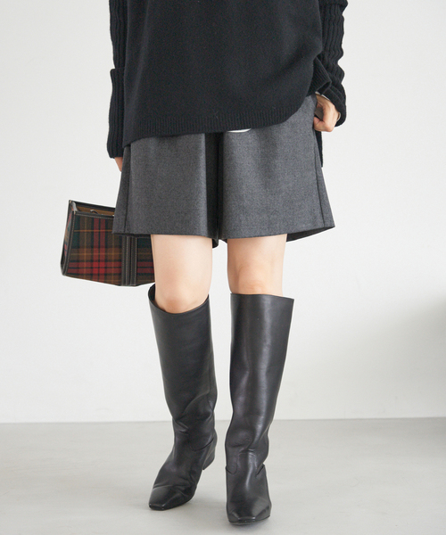 IENA(イエナ)の「《追加3》ウォッシャブルウールショートパンツ(その他パンツ・レディース・チャコールグレー/ブラック/ブラウン・36/38)」の21枚目の写真