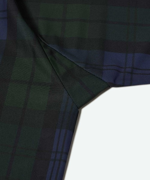 penguin BY MUNSINGWEAR(ペンギン バイ マンシングウェア)の「BLACKWATCH STRETCH GAME SHIRT ストレッチゲームシャツ ゴルフウェア(Tシャツ/カットソー・メンズ・ネイビー・M/XL/L)」の7枚目の写真