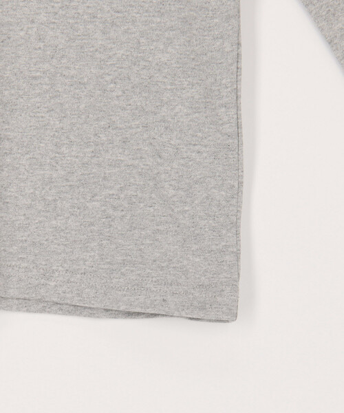 Champion(チャンピオン)の「限定展開 Champion/チャンピオン キッズ ロングスリーブTシャツ / CK-Y401(Tシャツ/カットソー・メンズ・ネイビー/ブラック/オフホワイト/グレー・150/140/130/120/110)」の5枚目の写真