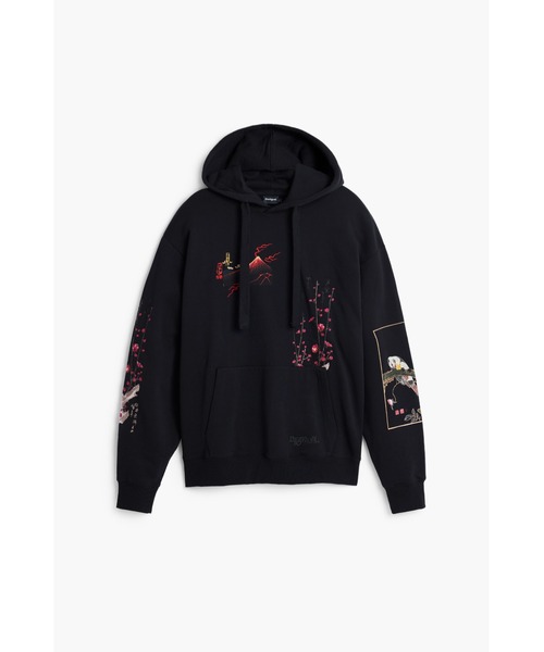 Desigual(デシグアル)の「風景柄のフード付きスウェット(スウェット・メンズ・ブラック・S/M/XXL/XL/L)」の3枚目の写真