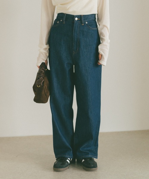 VANNIE U（ヴァニーユー）の「ハイウエストワイドデニム（デニムパンツ・レディース・ホワイト/ブラック/インディゴブルー・マルチサイズ）」の17枚目の写真