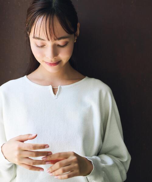 index（インデックス）の「ビジューキーネックドルマンニット【洗濯機OK】（ニット/セーター・レディース・ピンク系/ネイビー/ホワイト系8/グリーン系5/ナチュラル・34/36/38/40/42）」の22枚目の写真