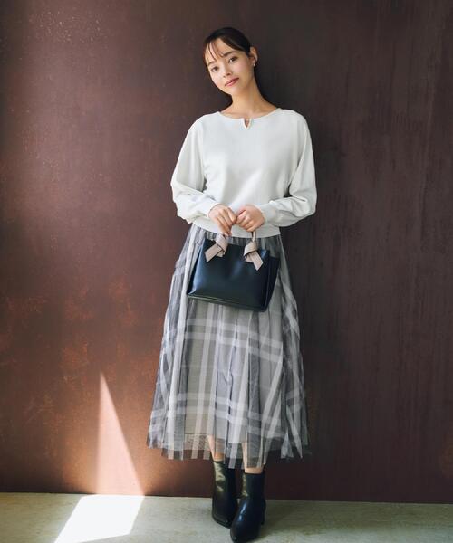 index（インデックス）の「ビジューキーネックドルマンニット【洗濯機OK】（ニット/セーター・レディース・ピンク系/ネイビー/ホワイト系8/グリーン系5/ナチュラル・34/36/38/40/42）」の20枚目の写真