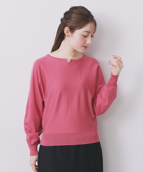 index（インデックス）の「ビジューキーネックドルマンニット【洗濯機OK】（ニット/セーター・レディース・ピンク系/ネイビー/ホワイト系8/グリーン系5/ナチュラル・34/36/38/40/42）」の11枚目の写真