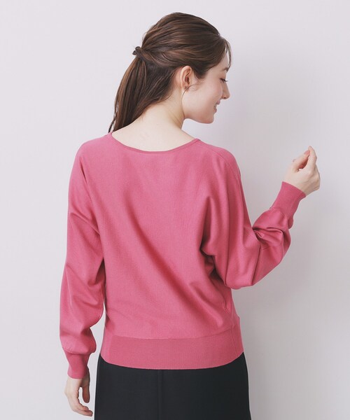 index（インデックス）の「ビジューキーネックドルマンニット【洗濯機OK】（ニット/セーター・レディース・ピンク系/ネイビー/ホワイト系8/グリーン系5/ナチュラル・34/36/38/40/42）」の9枚目の写真