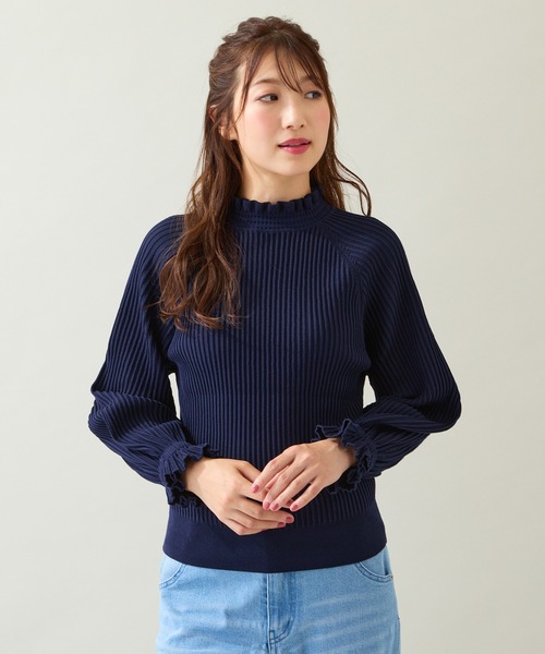 Rose Tiara（ローズティアラ）の「【定番人気アイテム】ドロップショルダーフリル襟ニット（ニット/セーター・レディース・ネイビー/レッド/ベージュ・46/42/38）」の9枚目の写真