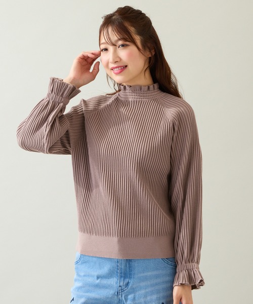 Rose Tiara（ローズティアラ）の「【定番人気アイテム】ドロップショルダーフリル襟ニット（ニット/セーター・レディース・ネイビー/レッド/ベージュ・46/42/38）」の10枚目の写真