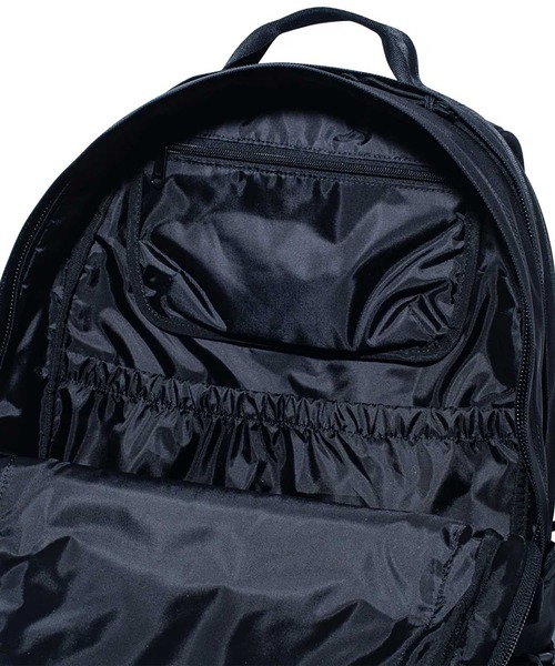 NEW ERA(ニューエラ)の「NEWERA-CARRIER PACK 1680D(バックパック/リュック・メンズ・オリーブ/ブラック・FREE)」の16枚目の写真