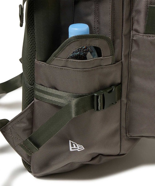 NEW ERA(ニューエラ)の「NEWERA-CARRIER PACK 1680D(バックパック/リュック・メンズ・オリーブ/ブラック・FREE)」の4枚目の写真