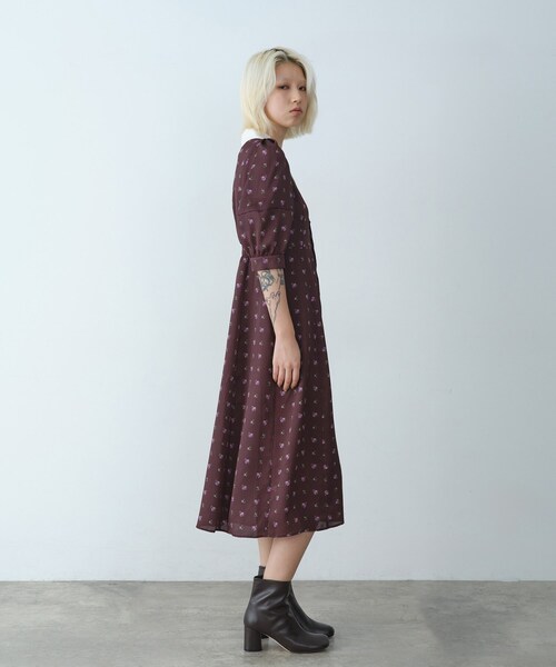 CODE A(コードエー)の「blooming flower dress(ワンピース・レディース・ワイン系1/ネイビー系・38/36)」の9枚目の写真