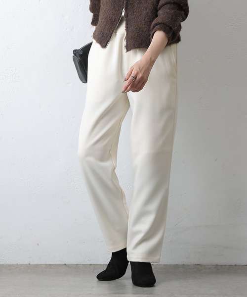 COLONY 2139(コロニートゥーワンスリーナイン)の「ウールライクイージーリブテーパードパンツ(スラックス・レディース・アイボリー/ブラック/チャコールグレー・SMALL/MEDIUM)」の4枚目の写真