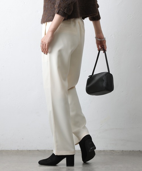 COLONY 2139(コロニートゥーワンスリーナイン)の「ウールライクイージーリブテーパードパンツ(スラックス・レディース・アイボリー/ブラック/チャコールグレー・SMALL/MEDIUM)」の6枚目の写真