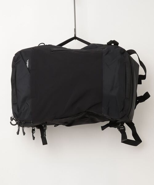 Matador（マタドール）の「MATADOR GlobeRider35 Travel Backpack マタドール グローブライダー トラベル バックパック（バックパック/リュック・メンズ・ホワイト系1/ブラック・FREE）」の4枚目の写真