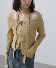 ◆フロントジップリブ衿オフショルニット