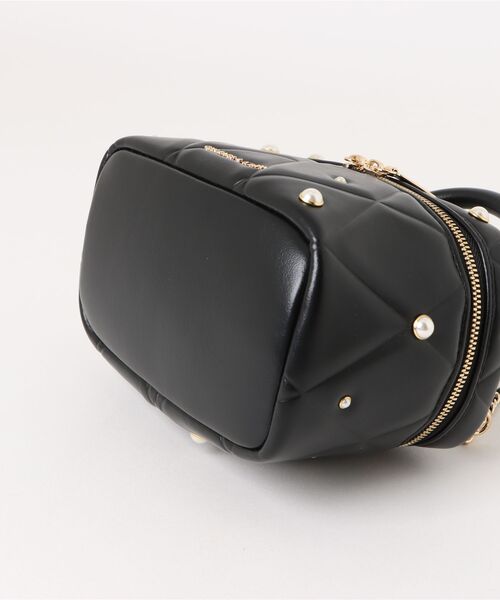 Arwen アルウェン キルトパールエンベリッシュドトップハンドル