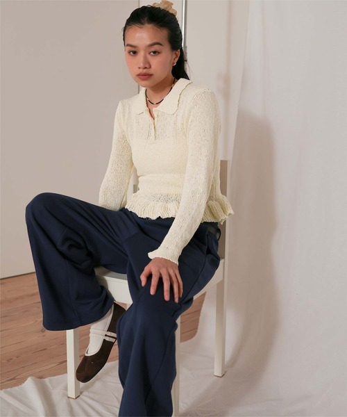 miette(ミエット)の「透かし編み裾フリルポロニット(ニット/セーター・レディース・ブラウン/ブラック/ブルーグレー/アイボリー・M/L)」の2枚目の写真