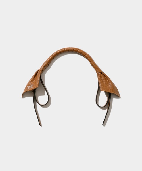 beautiful people(ビューティフルピープル)の「leather bandage handle(その他小物・レディース・グレイッシュベージュ/ブラック/イエロー/キャメル/グレー/ダークブラウン/ライトピンク・FREE)」の6枚目の写真