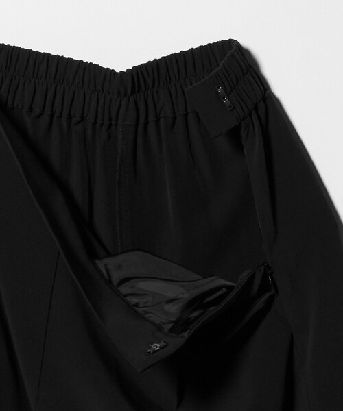 A DAY IN THE LIFE UNITED ARROWS(アデイインザライフユナイテッドアローズ)の「タックワイドパンツ <A DAY IN THE LIFE>(その他パンツ・レディース・ネイビー/モカ/ブラック・S/M)」の13枚目の写真