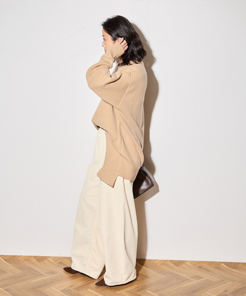 journal standard L'essage(ジャーナルスタンダードレサージュ)の「【R2W/アールツーダブリュー】NICOLAS ROUND KN:ニット(ニット/セーター・レディース・ベージュ/カーキ・1)」の4枚目の写真