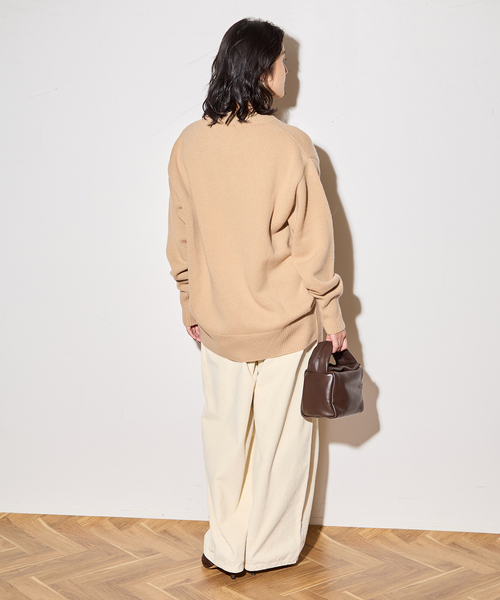 journal standard L'essage(ジャーナルスタンダードレサージュ)の「【R2W/アールツーダブリュー】NICOLAS ROUND KN:ニット(ニット/セーター・レディース・ベージュ/カーキ・1)」の6枚目の写真