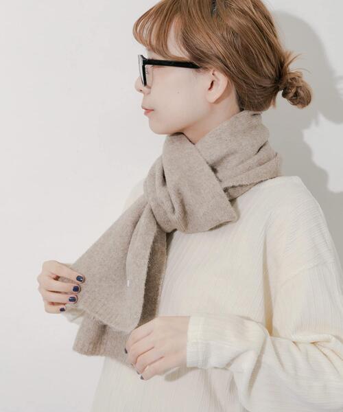 SMELLY（スメリー）の「プレーンニットマフラー（マフラー・レディース・グレー/ブラック/ベージュ・-）」の7枚目の写真