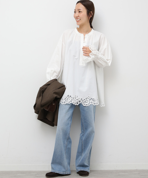 JOURNAL STANDARD relume（ジャーナルスタンダード　レリューム）の「エンブロイダリーブラウス（シャツ/ブラウス・レディース・ブラック/ホワイト・FREE）」の13枚目の写真