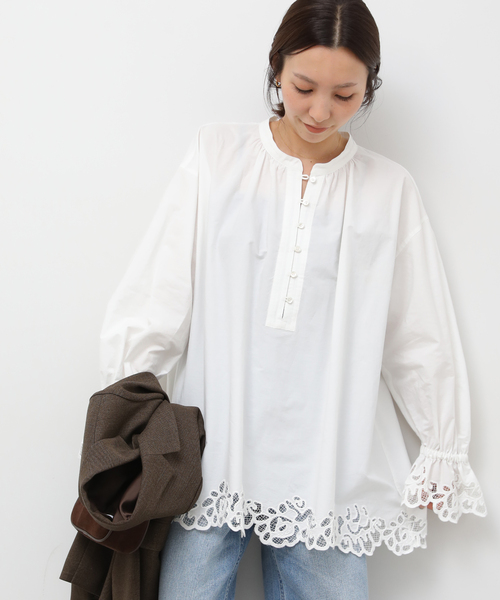 JOURNAL STANDARD relume（ジャーナルスタンダード　レリューム）の「エンブロイダリーブラウス（シャツ/ブラウス・レディース・ブラック/ホワイト・FREE）」の14枚目の写真