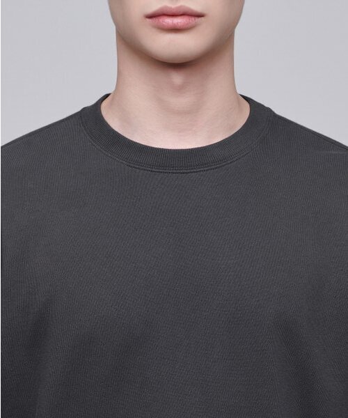 MUSINSA STANDARD（ムシンサスタンダード）の「スウェットシャツ [ガンメタル]（スウェット・メンズ・その他・SMALL/MEDIUM/LARGE/X-LARGE/XX-LARGE/XXX-LARGE）」の4枚目の写真