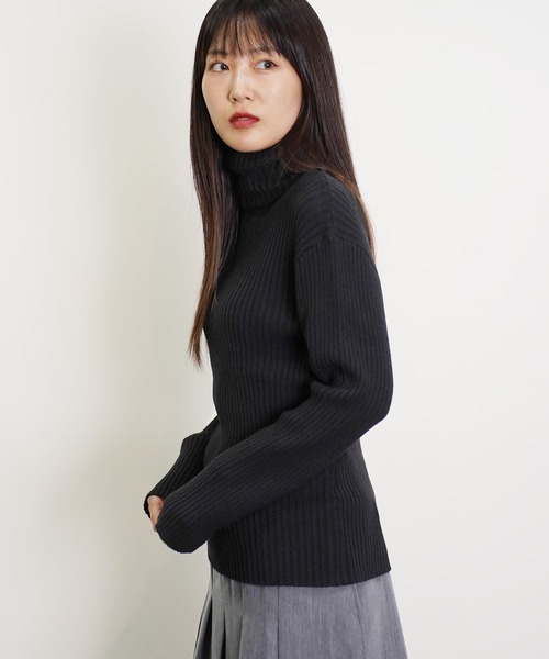 Beno（ビーノ）の「タートルネックループヤーンニット（ニット/セーター・メンズ・ホワイト/ブラック/ワイン/チャコールグレー/杢グレー/ネイビー・MEDIUM/LARGE/X-LARGE）」の9枚目の写真