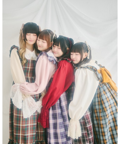 kutir（クティール）の「【クティールとレトロ】ビッグレースブラウス（シャツ/ブラウス・レディース・アイボリー/オフホワイト/ピンク/ボルドー・FREE）」の10枚目の写真