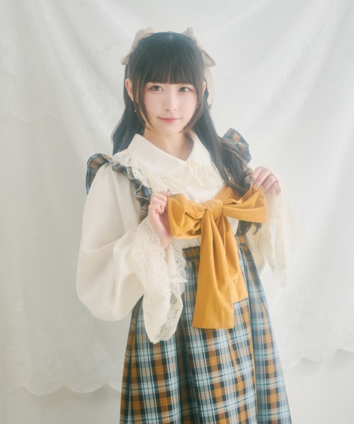 kutir（クティール）の「【クティールとレトロ】ビッグレースブラウス（シャツ/ブラウス・レディース・アイボリー/オフホワイト/ピンク/ボルドー・FREE）」の15枚目の写真