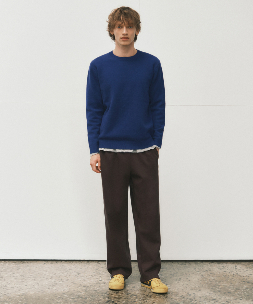 WEDNESDAY OASIS（ウェンズデーオアシス）の「ニュートロライン トラックパンツ_BROWN(W25-PT25)（スウェットパンツ・メンズ・ブラウン・MEDIUM/LARGE）」の2枚目の写真