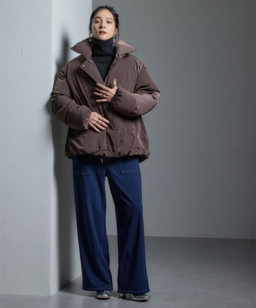 Soiunique（スワユニーク）の「ファイバーダウンゆったりサイズバルーンジャケット ［Soiunique］（カバーオール・レディース・アイボリー/ブラウン・フリー）」の3枚目の写真