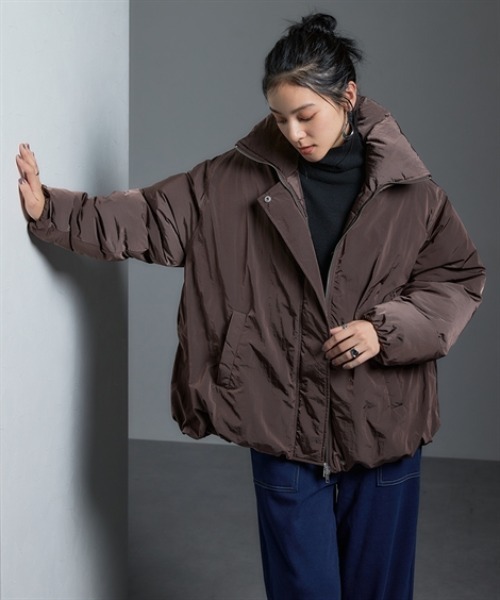 Soiunique（スワユニーク）の「ファイバーダウンゆったりサイズバルーンジャケット ［Soiunique］（カバーオール・レディース・アイボリー/ブラウン・フリー）」の5枚目の写真