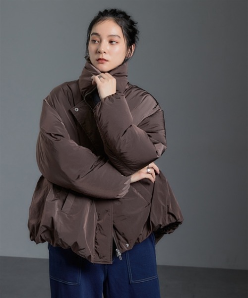 Soiunique（スワユニーク）の「ファイバーダウンゆったりサイズバルーンジャケット ［Soiunique］（カバーオール・レディース・アイボリー/ブラウン・フリー）」の6枚目の写真