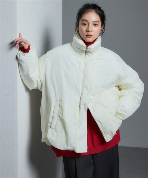 Soiunique（スワユニーク）の「ファイバーダウンゆったりサイズバルーンジャケット ［Soiunique］（カバーオール・レディース・アイボリー/ブラウン・フリー）」の13枚目の写真