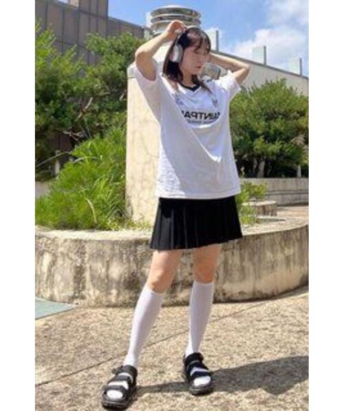 SAINTPAIN(セイントペイン)の「SPセイントクラブ VネックTシャツ-ホワイト(Tシャツ/カットソー・レディース・その他・LARGE/MEDIUM/X-LARGE/SMALL)」の4枚目の写真
