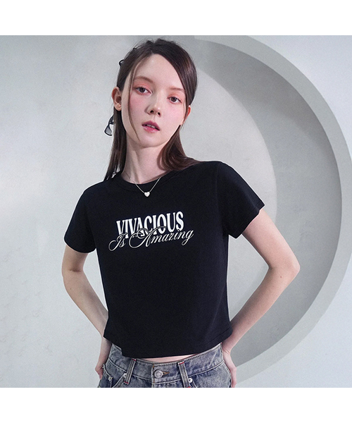 Vivacious(ビバシャス)の「Chill Crop Tee BLACK x WHITE(Tシャツ/カットソー・レディース・ブラック・SMALL/MEDIUM)」の1枚目の写真