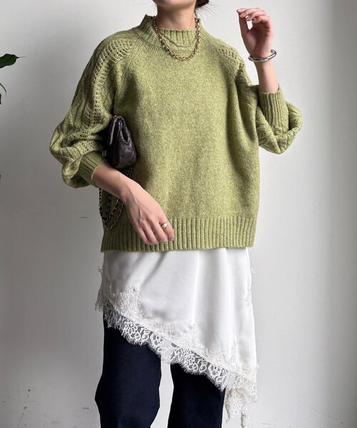 DouDou（ドゥドゥ）の「【WEB限定】透かしケーブル切替ラグランプルオーバー（ニット/セーター・レディース・グレー/チャコールグレー/モスグリーン・FREE）」の3枚目の写真