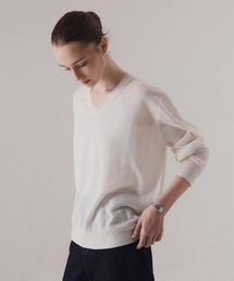 Fine sheer v-neck pullover knit (IVORY)