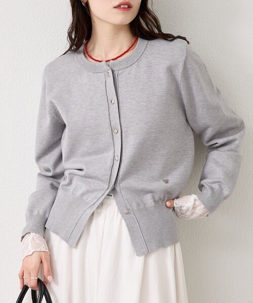 mystic(ミスティック)の「【5色展開◎】チャーム付きデイリーカーディガン(カーディガン/ボレロ・レディース・ブラック/ピンク/ブルー/グレー/オフホワイト・FREE)」の3枚目の写真