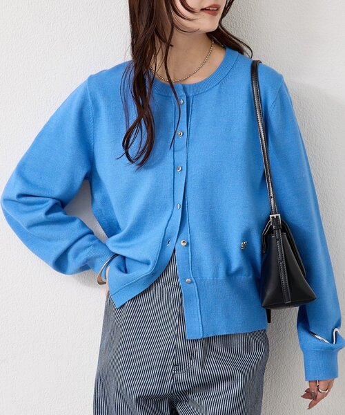 mystic(ミスティック)の「【5色展開◎】チャーム付きデイリーカーディガン(カーディガン/ボレロ・レディース・ブラック/ピンク/ブルー/グレー/オフホワイト・FREE)」の4枚目の写真