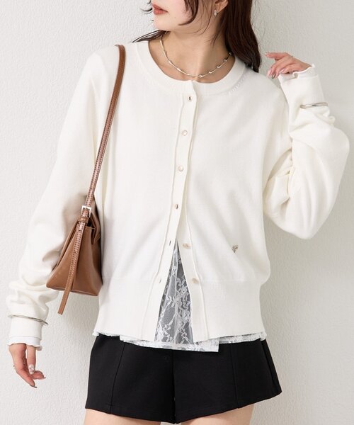 mystic(ミスティック)の「【5色展開◎】チャーム付きデイリーカーディガン(カーディガン/ボレロ・レディース・ブラック/ピンク/ブルー/グレー/オフホワイト・FREE)」の8枚目の写真