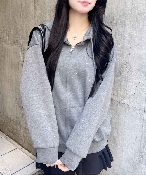 INGNI（イング）の「【WEB限定】ビジュー付ダンボールジップパーカー（パーカー・レディース・アイボリー/モカ/チャコールグレー/グレー・M）」の13枚目の写真