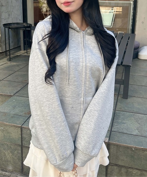 INGNI（イング）の「【WEB限定】ビジュー付ダンボールジップパーカー（パーカー・レディース・アイボリー/モカ/チャコールグレー/グレー・M）」の22枚目の写真