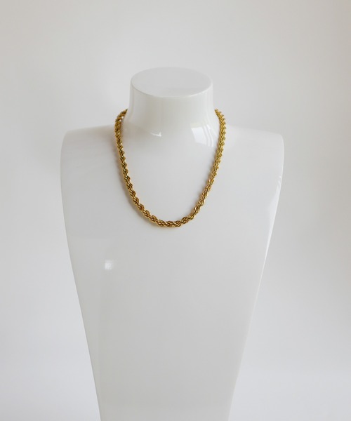 TUWAKRIM（トゥワクリム）の「【TUWAKRIM】ツイストチェーンネッックレス（ネックレス・レディース・シルバー/ゴールド・MEDIUM）」の16枚目の写真