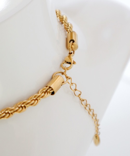 TUWAKRIM（トゥワクリム）の「【TUWAKRIM】ツイストチェーンネッックレス（ネックレス・レディース・シルバー/ゴールド・MEDIUM）」の18枚目の写真