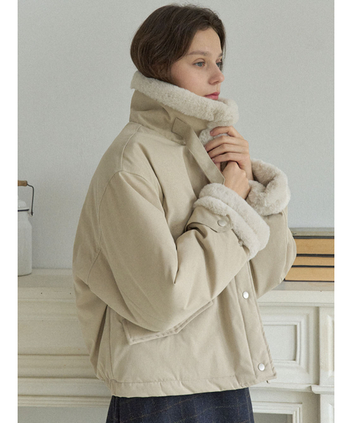 Modern Fur Short Padding Jumper - BEIGE