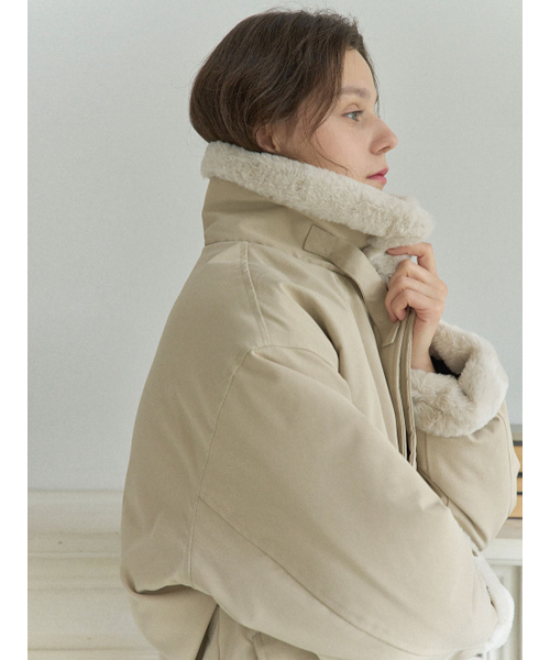 AVANT-G(アバン)の「Modern Fur Short Padding Jumper - BEIGE(ダウンジャケット/コート・レディース・その他・FREE)」の2枚目の写真