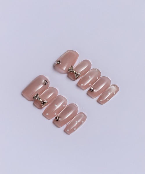 KONVINI（コンビニ）の「【not a nail】水光マグネットデザインガーリーリボンネイルチップ（ネイルシール/ネイルチップ・レディース・ライトピンク/ピンク・MEDIUM）」の2枚目の写真
